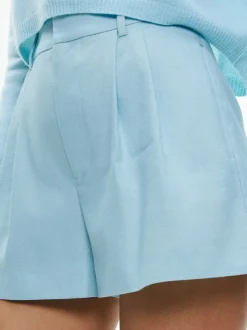 Alice and Olivia Denny Notch Collar Boyfriend Plazer + Conry Pleated Short-Women Matching Sets